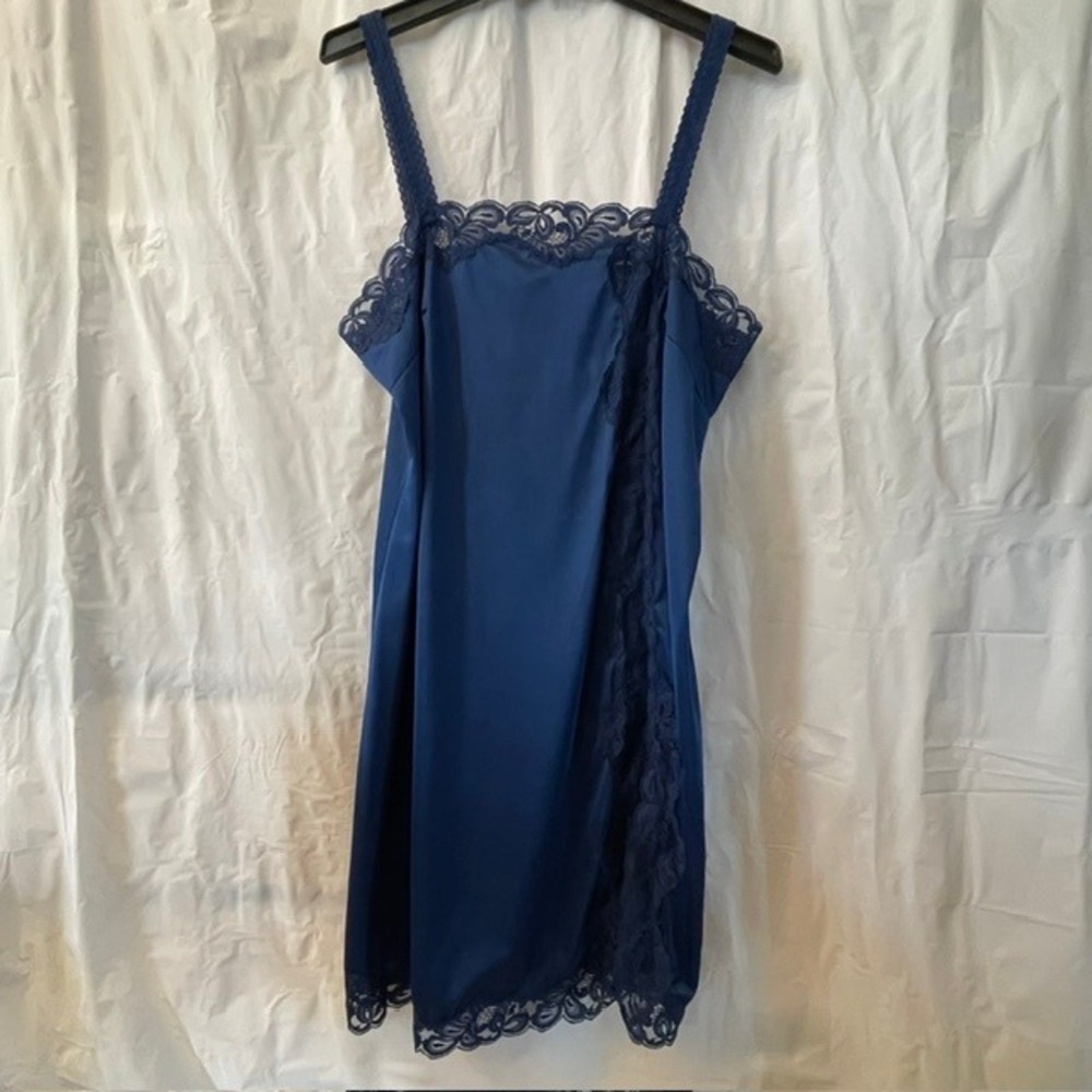 Vintage 70s 80s Ilusion Blue Nylon Lace Trim Full Slip Slit Dress Sz 40 (L/XL)